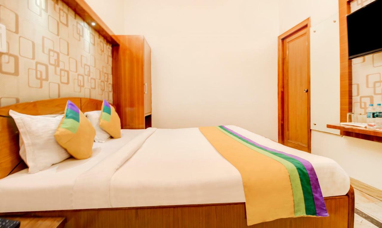 Treebo Trip Sonachi Hotels アムリトサル エクステリア 写真