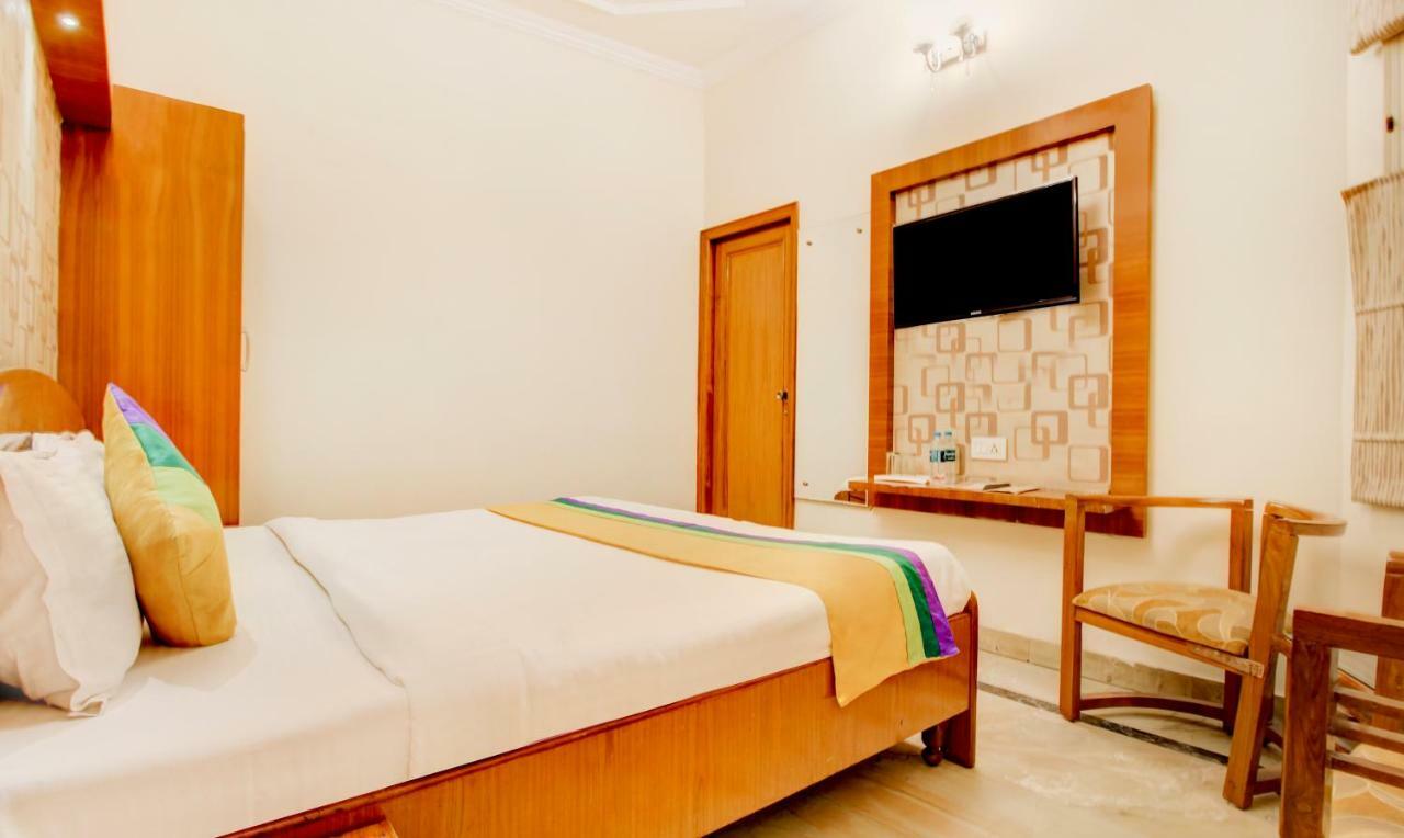 Treebo Trip Sonachi Hotels アムリトサル エクステリア 写真