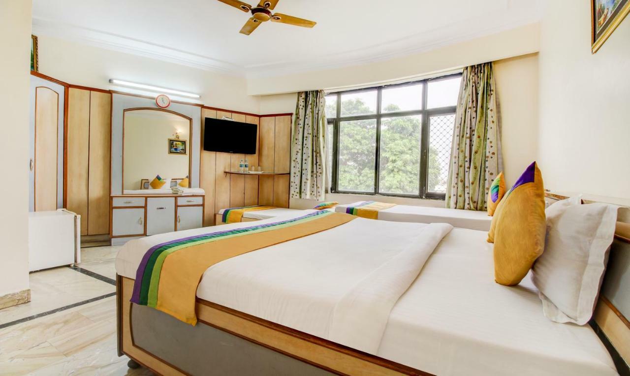 Treebo Trip Sonachi Hotels アムリトサル エクステリア 写真